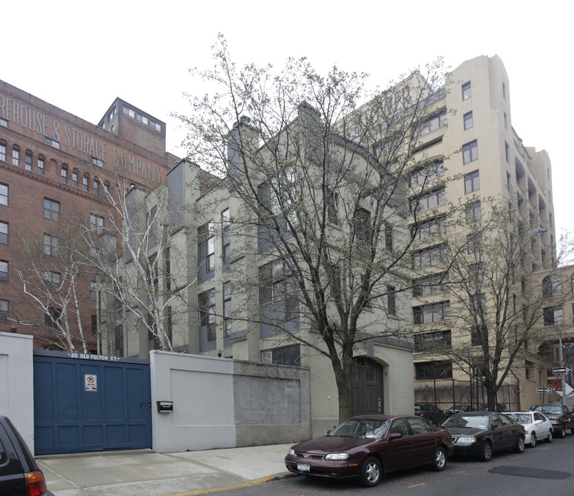 20 Old Fulton St in Brooklyn, NY - Building Photo