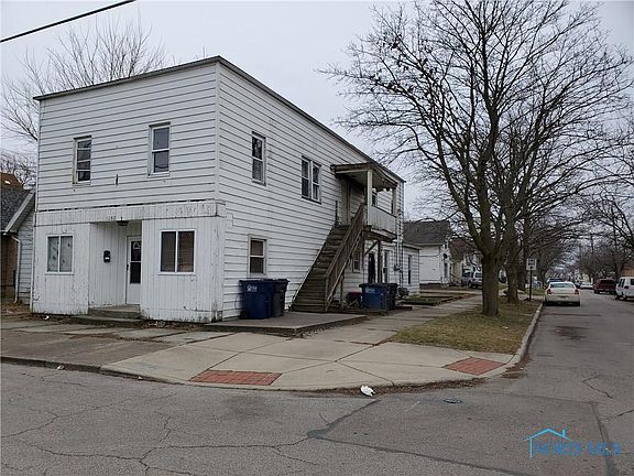 1202 Idaho St in Toledo, OH - Building Photo