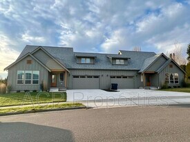 1285 Salix Ln in Lynden, WA - Building Photo