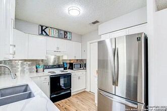 8911 Brightwater St in San Antonio, TX - Building Photo - Building Photo