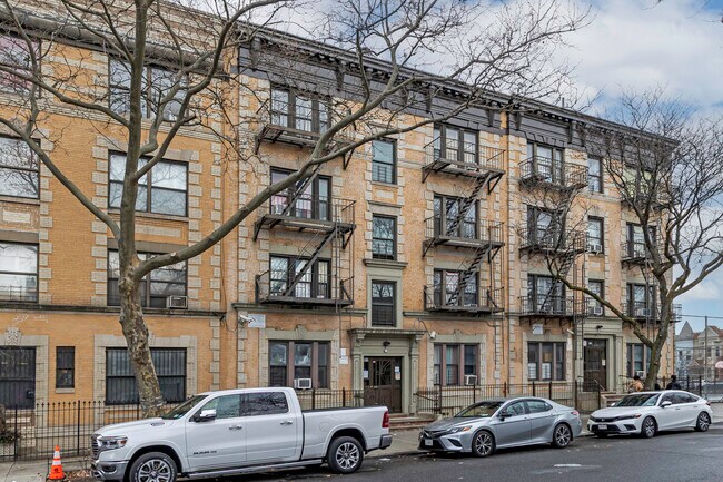 922 Leggett Ave in Bronx, NY - Building Photo - Building Photo