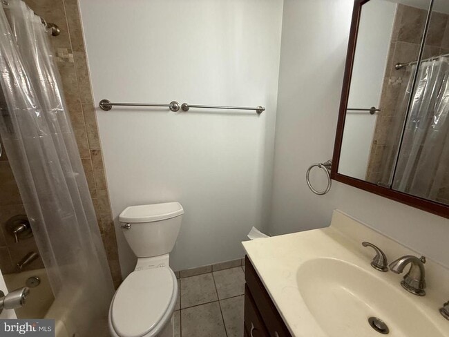 property at 11975 Shorewood Ct