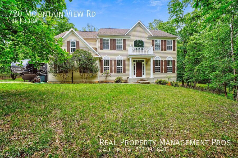 720 Mountain View Rd in Fredericksburg, VA - Building Photo