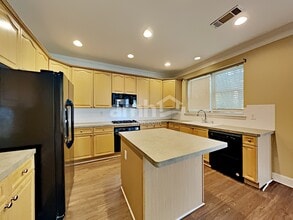 1238 Wood Iris Ln in Lawrenceville, GA - Building Photo - Building Photo