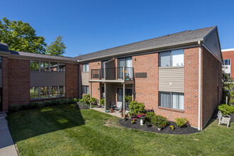 Asbury Woods Senior Apartments in Cincinnati, OH - Building Photo - Building Photo