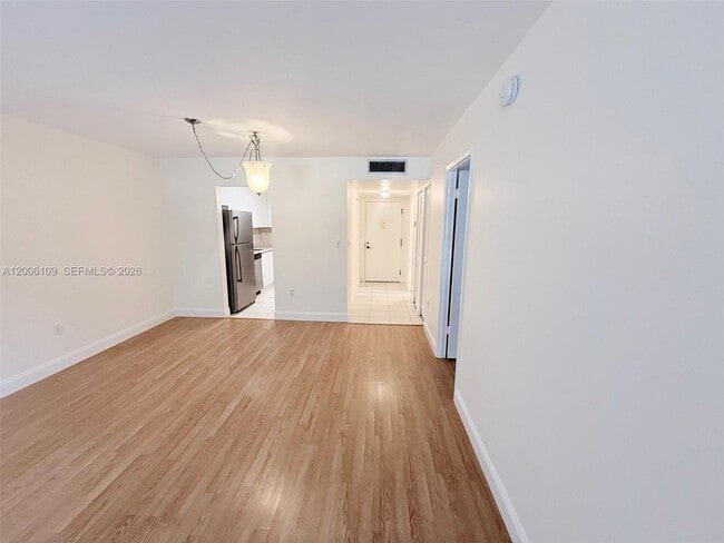 1400 St Charles Pl in Pembroke Pines, FL - Building Photo - Building Photo