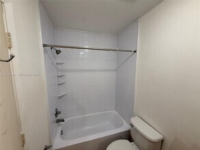 18260 SW 142nd Pl in Miami, FL - Building Photo - Building Photo