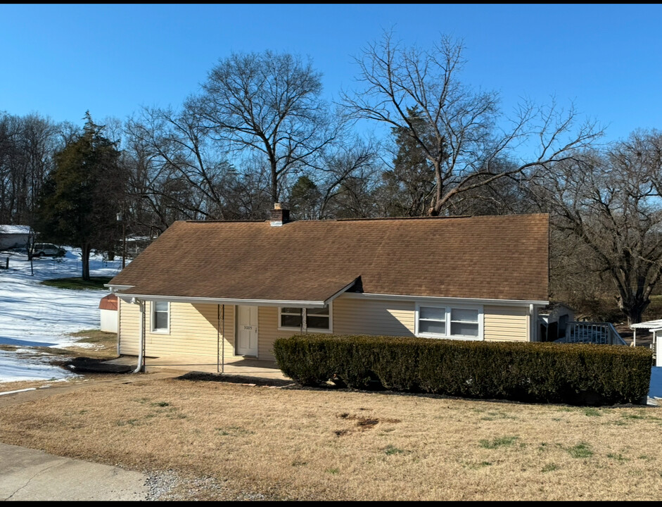 3005 Cox Ln in Knoxville, TN - Building Photo