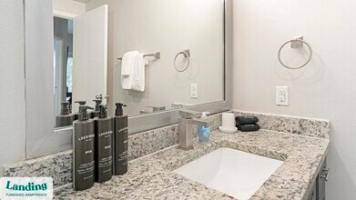 11022 Culebra Rd in San Antonio, TX - Building Photo - Building Photo