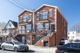 16 Bay 38th St in Brooklyn, NY - Building Photo - Building Photo