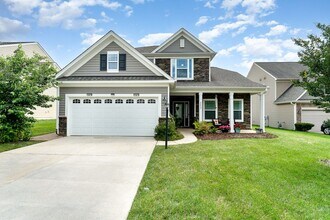 2452 Tannin Ct in High Point, NC - Building Photo - Building Photo