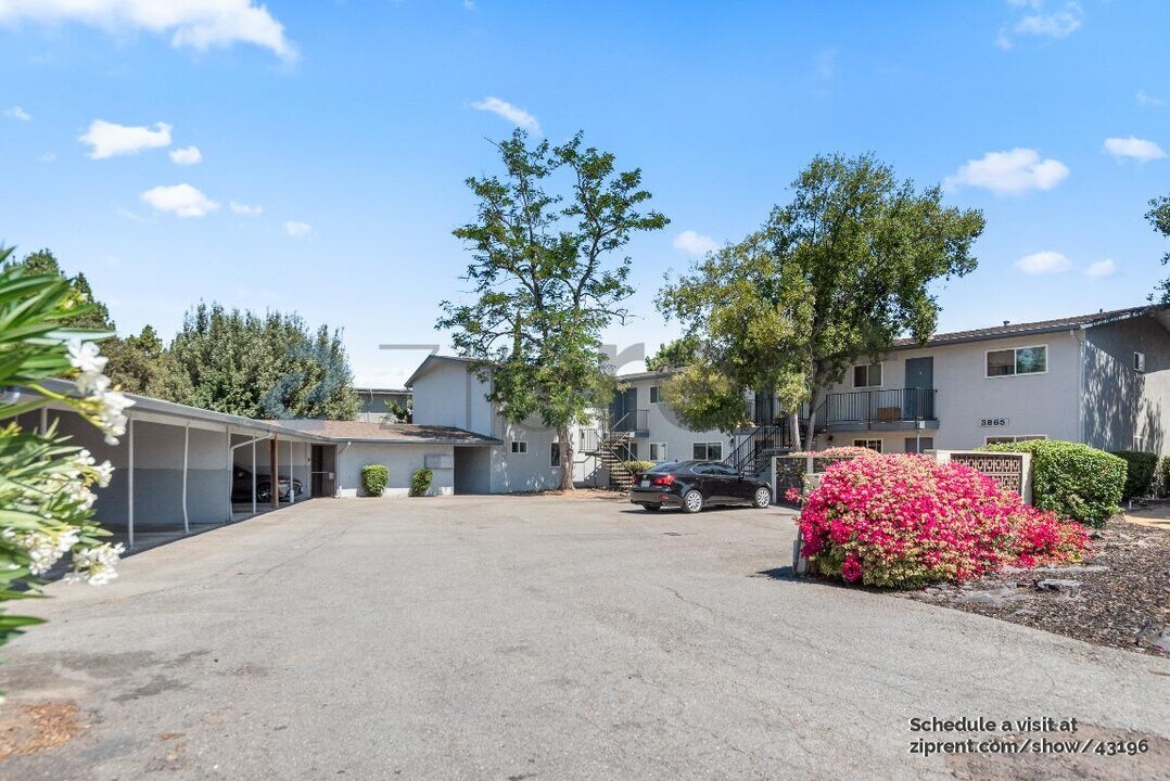 3865 Almond Ave in Fremont, CA - Foto de edificio