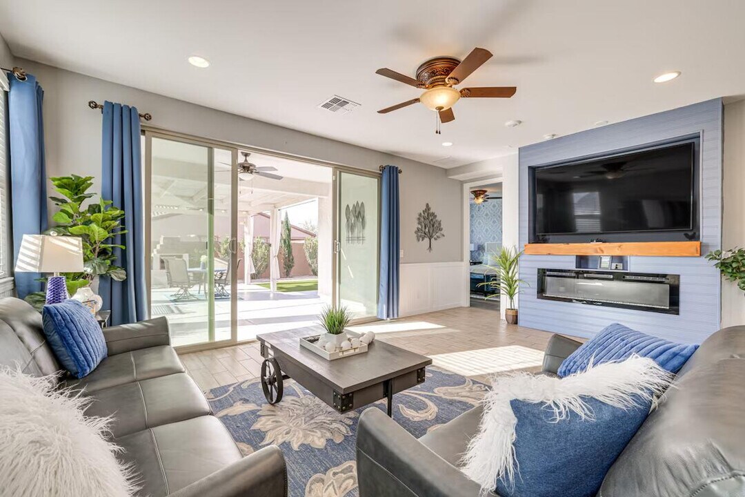 417 E Emerald Dr, Unit ID1385974P in Casa Grande, AZ - Building Photo