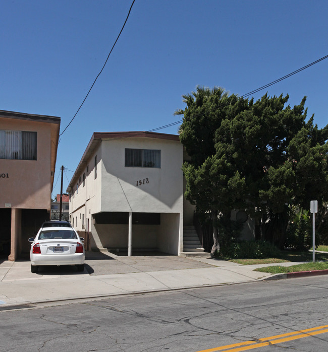 1513 Scott Rd in Burbank, CA - Building Photo - Building Photo