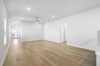 808 Pne Bch Dr in McKinney, TX - Building Photo - Building Photo