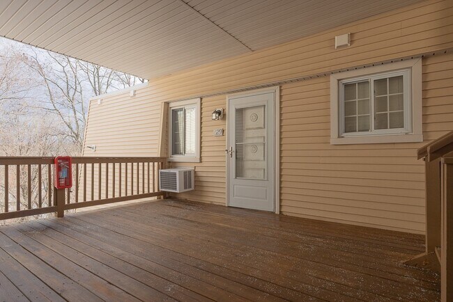 529 Fox Run Ln in Carmel, NY - Building Photo - Building Photo