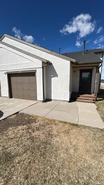 1187 Case Ct in Box Elder, SD - Building Photo