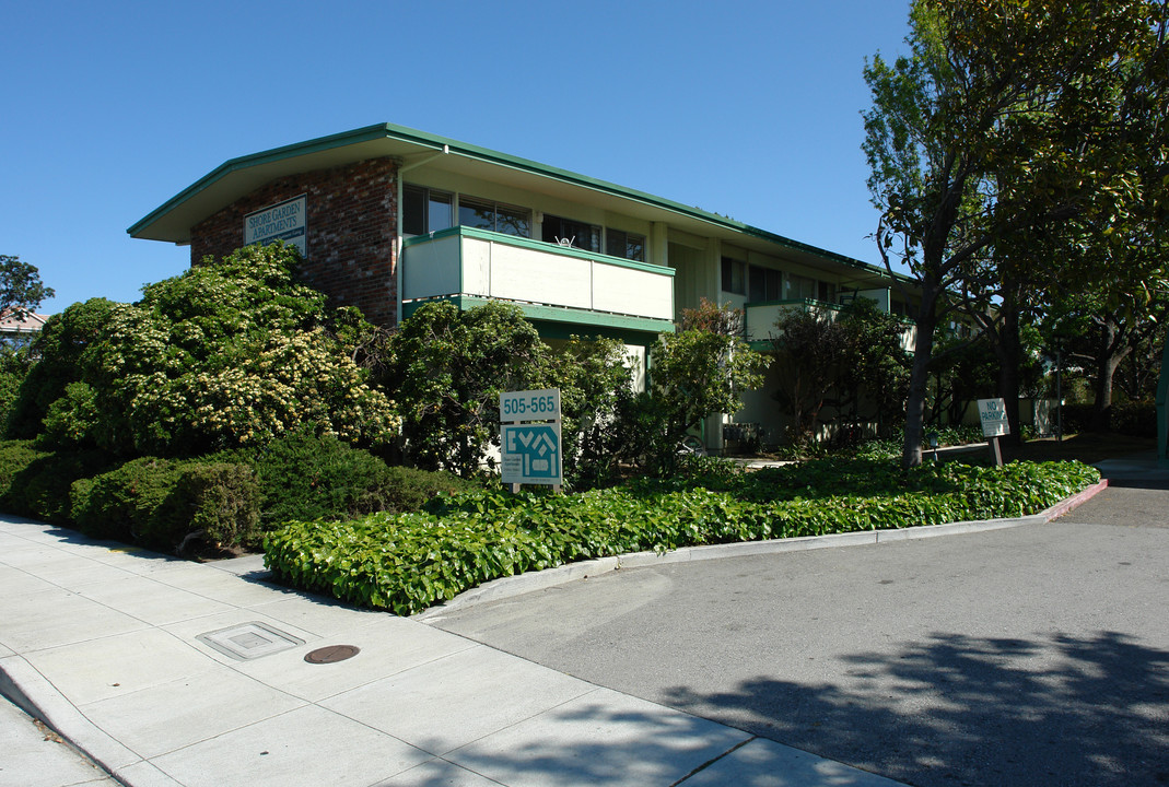 Shore Garden Apartments in San Mateo, CA - Building Photo