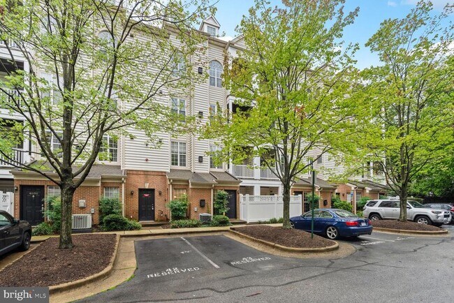 4688 Lawton Way in Alexandria, VA - Building Photo - Building Photo
