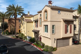 Escala in San Diego, CA - Building Photo