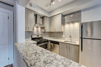 1115 Ponce De Leon Ave NE-Unit -8 in Atlanta, GA - Building Photo - Building Photo