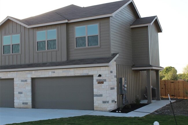 property at 1220 Garland Rd