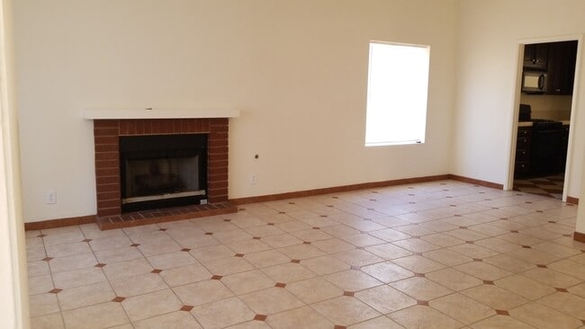 474 Old Palms Dr in Las Vegas, NV - Foto de edificio - Building Photo