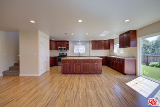 585 Branch St in San Luis Obispo, CA - Foto de edificio - Building Photo