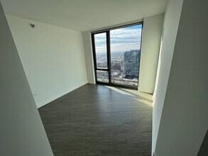 805 S State St in Chicago, IL - Foto de edificio - Building Photo