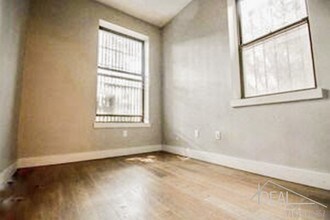 60 New York Ave-Unit -4R in Brooklyn, NY - Building Photo - Building Photo