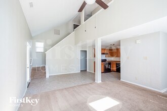 12158 E 141st St in Noblesville, IN - Foto de edificio - Building Photo