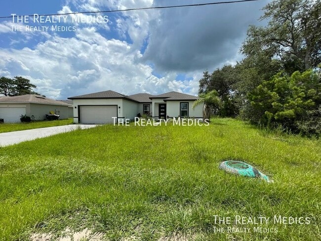 property at 279 Elm Ct