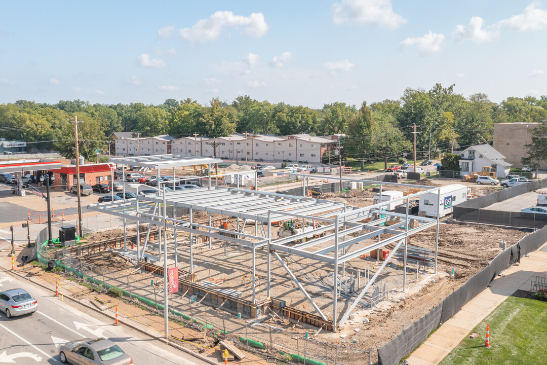 Kirkwood Apartments in Kirkwood, MO - Building Photo