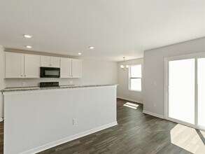 7128 Cameron Trace Dr in Wilmington, NC - Building Photo - Building Photo