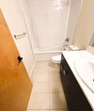 7814 Stroud Ave N in Seattle, WA - Building Photo - Building Photo