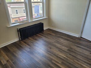 123 Portland St in Dartmouth, NS - Building Photo - Building Photo