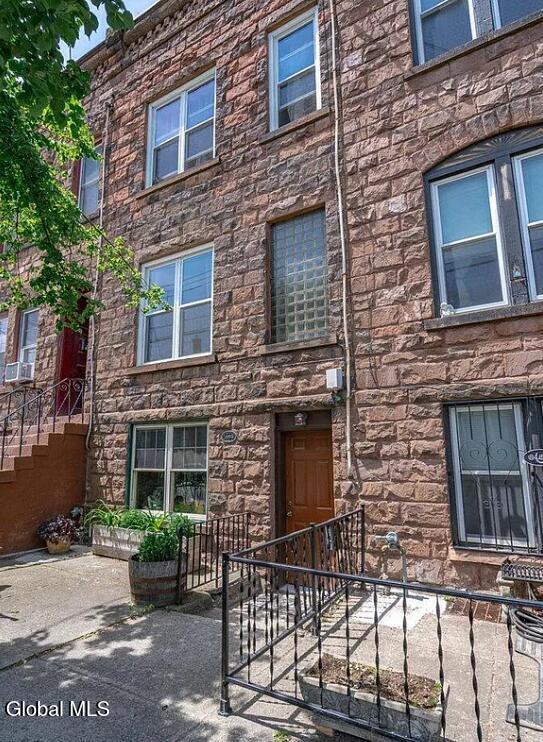 257 Quail St in Albany, NY - Building Photo - Building Photo