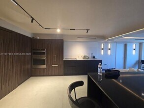 6820 Indian Creek Dr in Miami Beach, FL - Building Photo - Building Photo