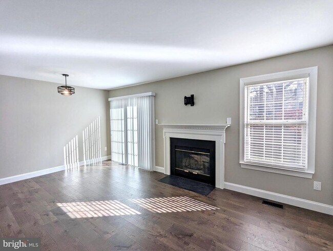 54 Piccadilly Cir in Doylestown, PA - Building Photo - Building Photo