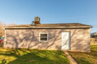 1345 N Lewis Pl in Tulsa, OK - Building Photo - Building Photo