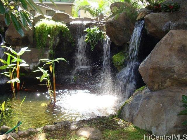 343 Hobron Ln in Honolulu, HI - Building Photo - Building Photo