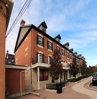 10060 Keele St in Vaughan, ON - Building Photo - Building Photo