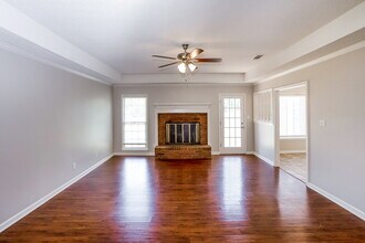 4378 Bunker Hill Dr in Memphis, TN - Building Photo - Building Photo