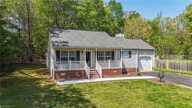 2912 Richard Grove S in Williamsburg, VA - Building Photo - Building Photo