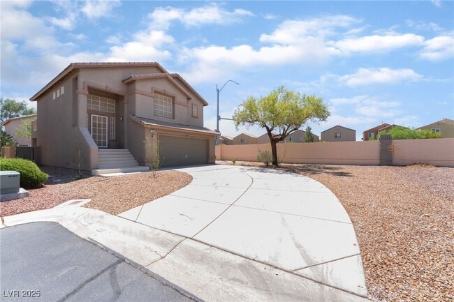 property at 7290 Victoria Oak Ct