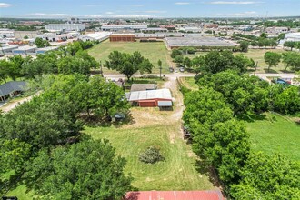 9312 Redford Ave in Houston, TX - Building Photo - Building Photo