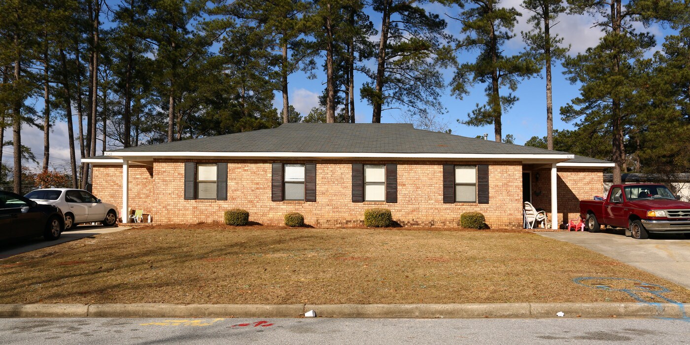 Petersburg Plantation in Augusta, GA - Building Photo