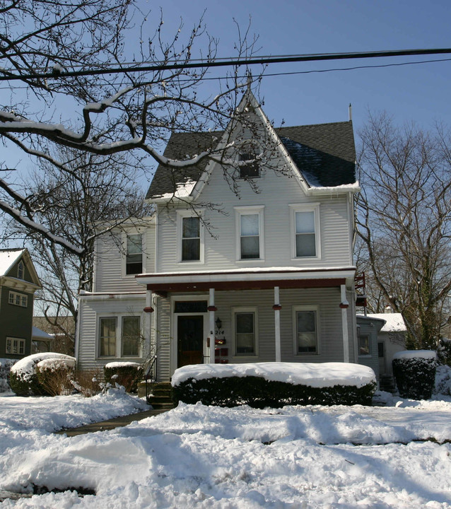 214 Chestnut St in Haddonfield, NJ - Building Photo