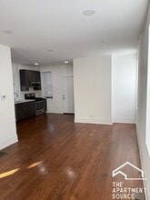 1719 W 18th St, Unit 3F in Chicago, IL - Building Photo - Building Photo