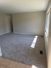 681 Thorntree Ct in Bartlett, IL - Building Photo - Building Photo